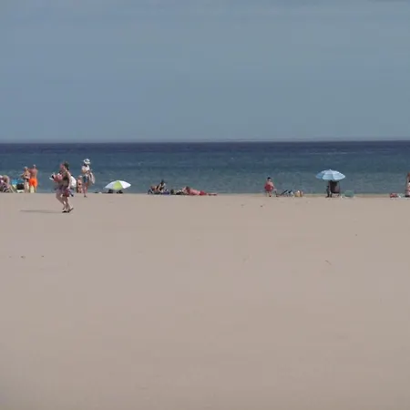 Climatisee Proche Plage, Ideale Famille, Parking Prive, Lave-linge, Lave-vaisselle - Fr-1-796-27